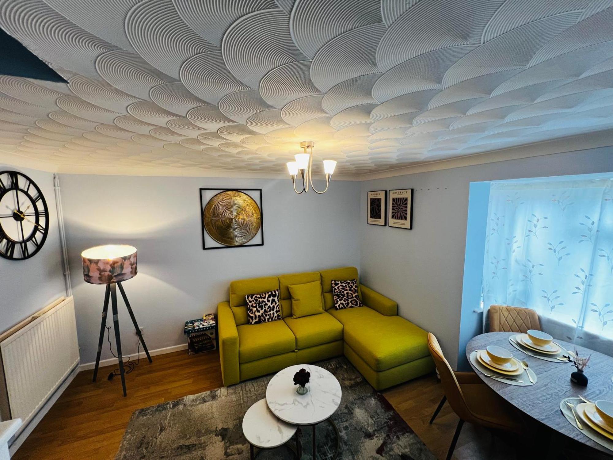 Apartment Pristine 2b Near Airport, L&d Hospital, Whipsnade Zoo & Leagrave Train Stn, Contractors Luton (Bedfordshire)